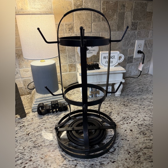 Pfaltzgraff Rotating Mug Tree - Picture 3 of 3